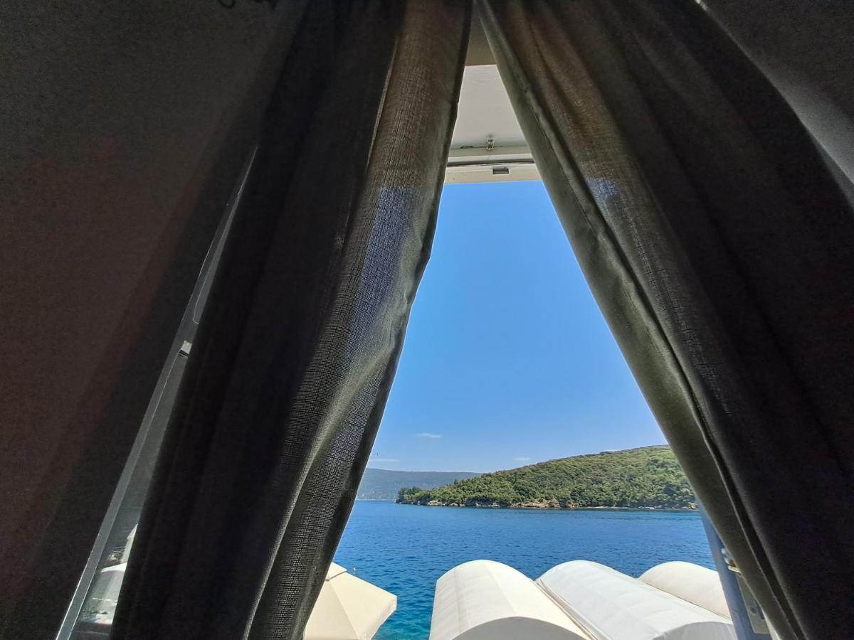 Bed and Breakfast Sobe Mamalu Valun Exteriér fotografie